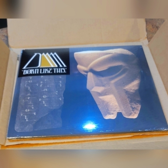 MF DOOM *Deluxe Double LP* Born Like This Vinyl Reissue NEW! Foil Blocked Sleeve - Picture 2 of 6